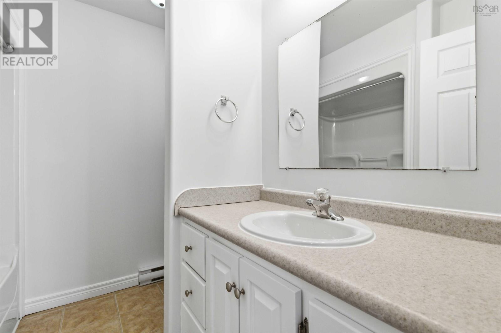 331 Hollingsworth Drive, Bridgewater, Nova Scotia  B4V 3J5 - Photo 32 - 202604261