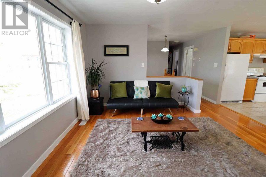 Main - 6 Lywood Street, Belleville (Thurlow Ward), Ontario  K0K 1K0 - Photo 12 - X12867394