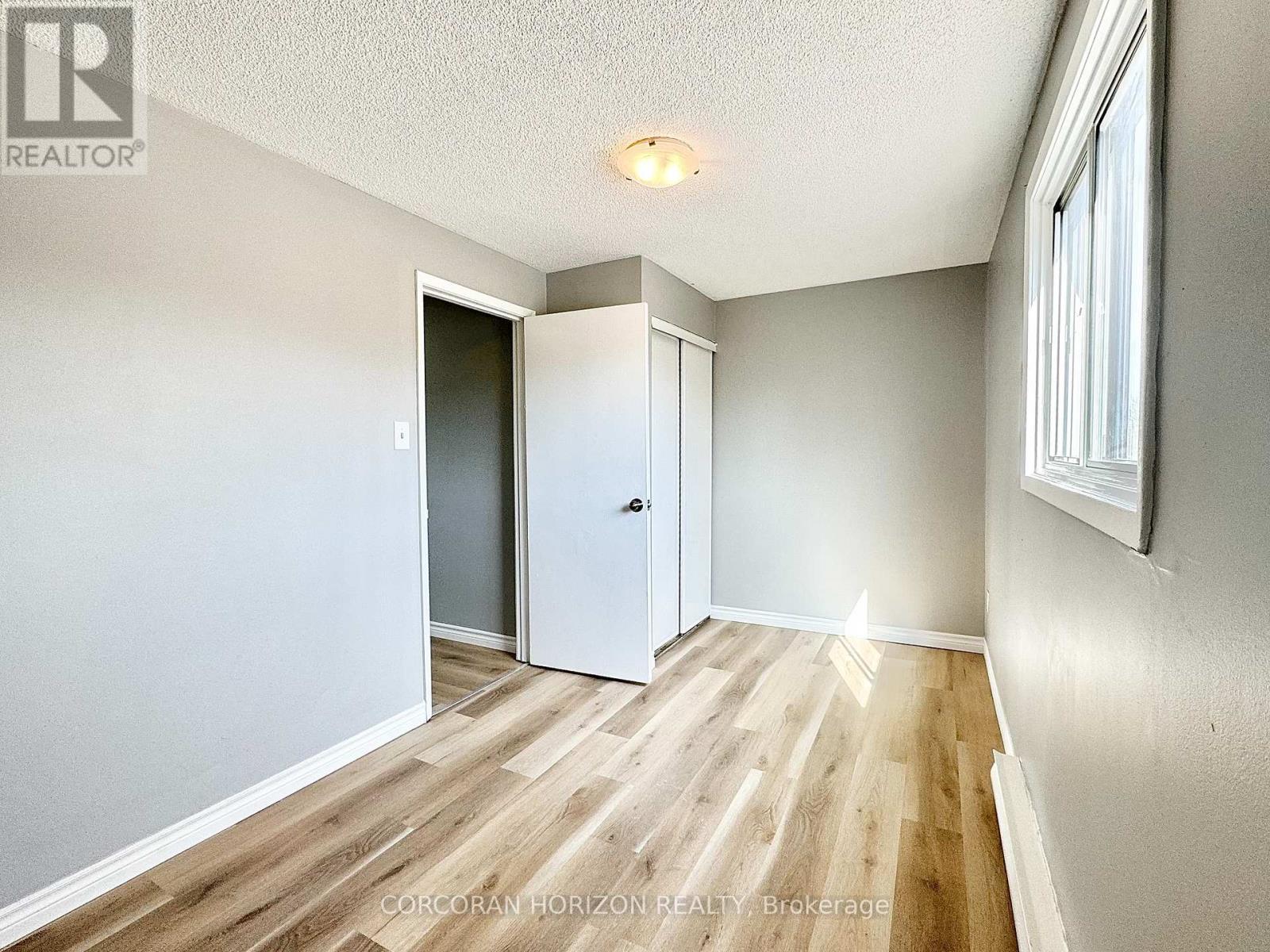 2 - 1200 Courtland Avenue E, Kitchener, Ontario  N2C 1K7 - Photo 16 - X12867408