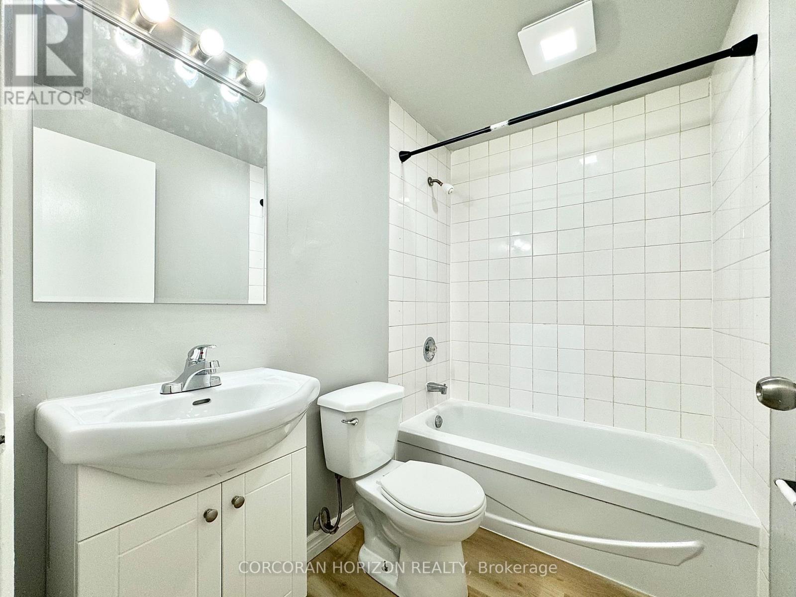 2 - 1200 Courtland Avenue E, Kitchener, Ontario  N2C 1K7 - Photo 18 - X12867408