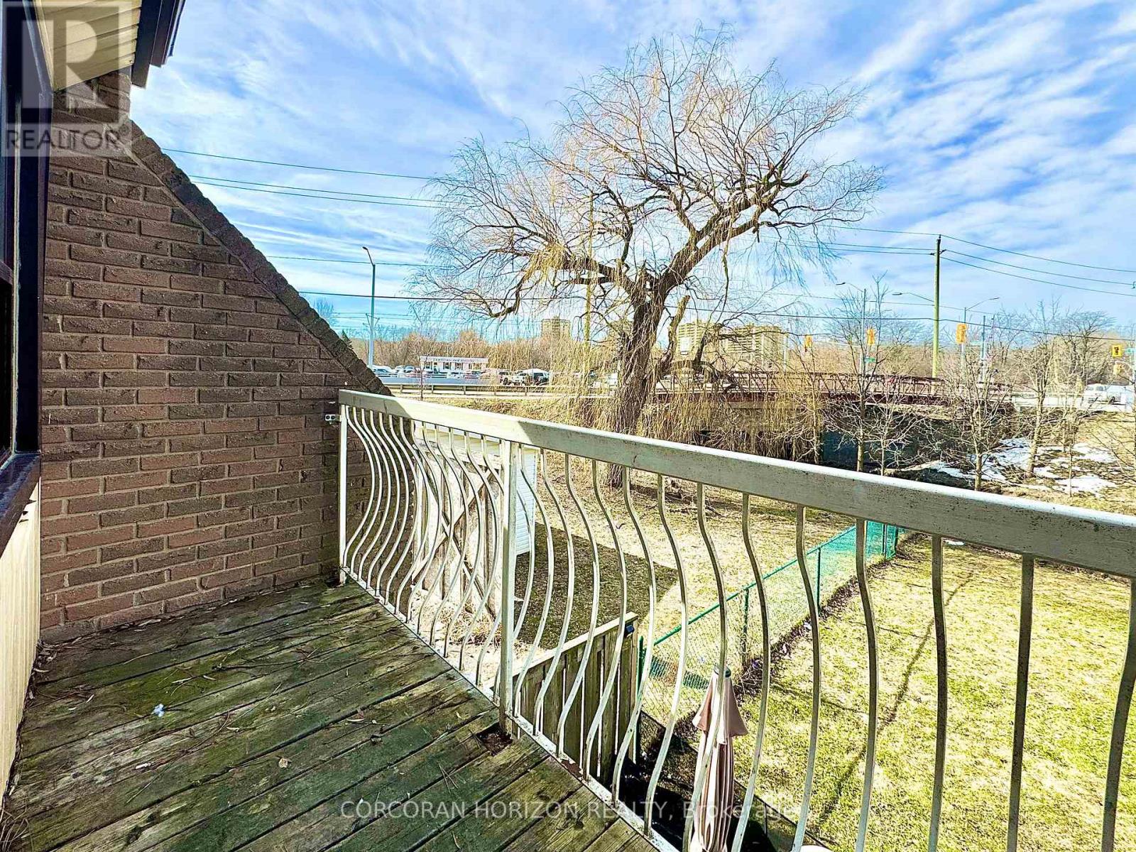 2 - 1200 Courtland Avenue E, Kitchener, Ontario  N2C 1K7 - Photo 7 - X12867408