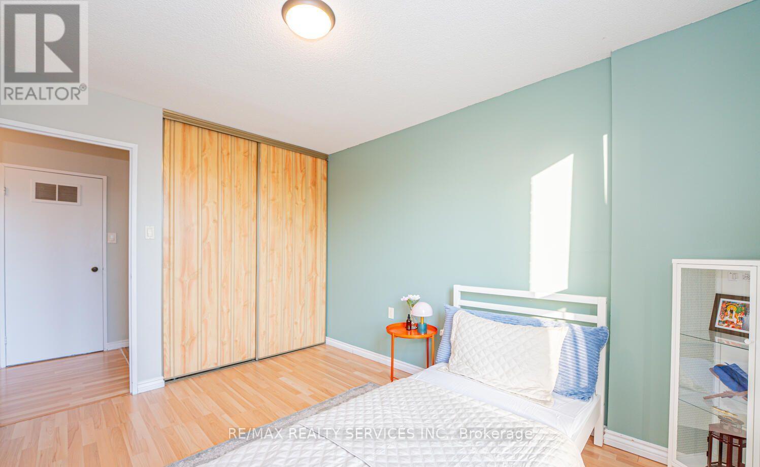 304 - 18 Knightsbridge Road, Brampton, Ontario  L6T 3X5 - Photo 36 - W12778334