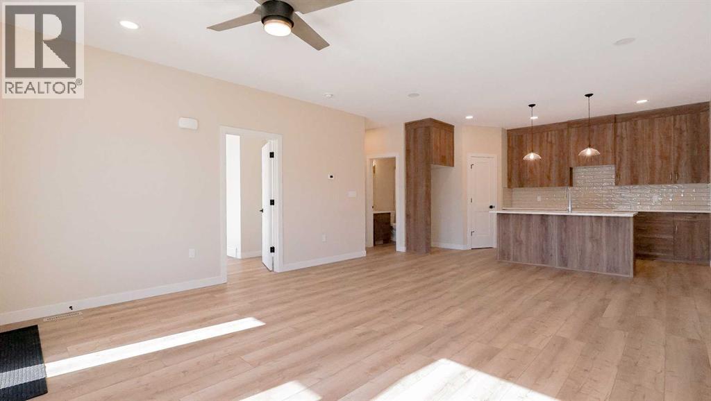 242 Parkview Lane W, Bow Island, Alberta  T0K 0G0 - Photo 9 - A2194425