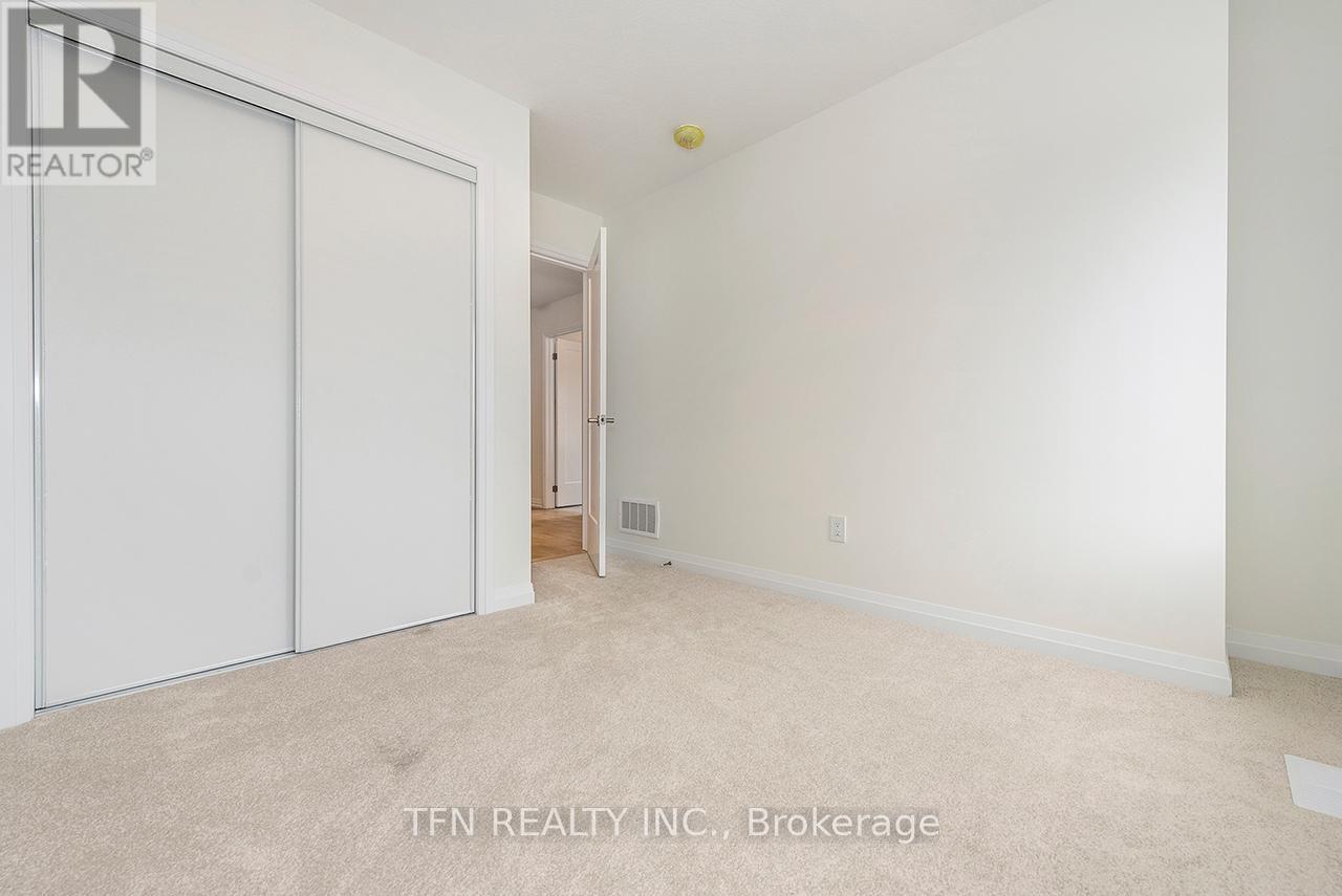 151 Mercato Avenue, Haldimand, Ontario  N3W 0K6 - Photo 28 - X12819774