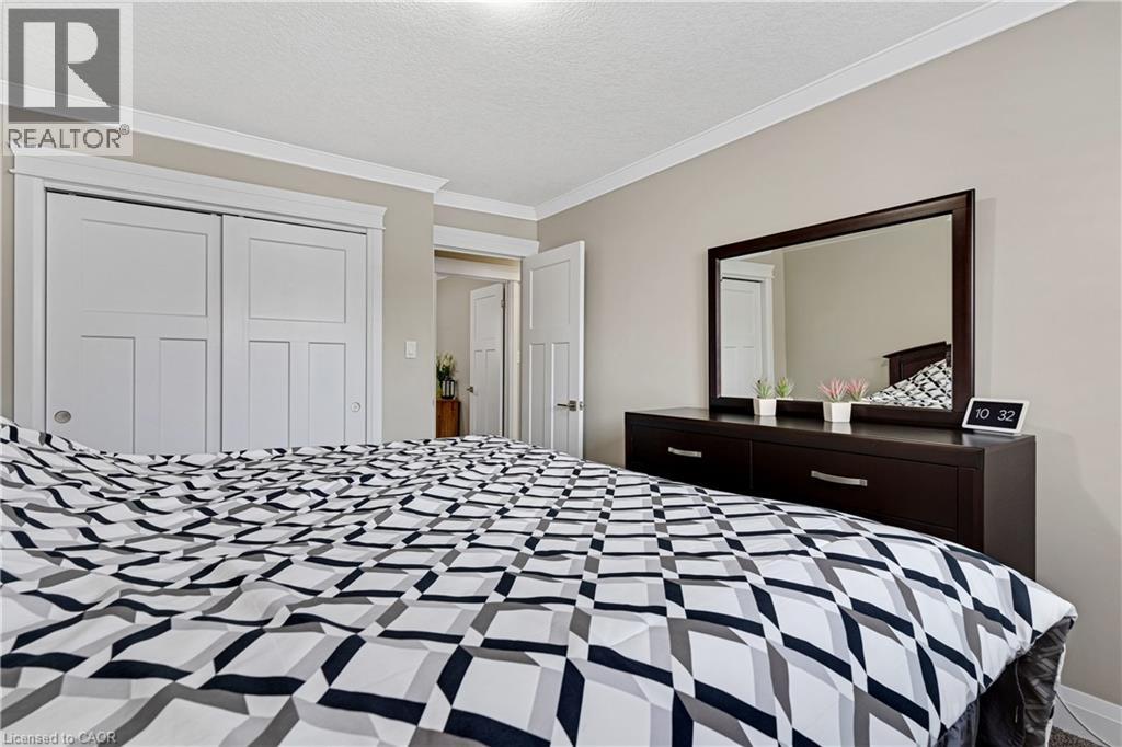 31 Dayman Court, Waterloo, Ontario  N2M 3A1 - Photo 16 - 40811184