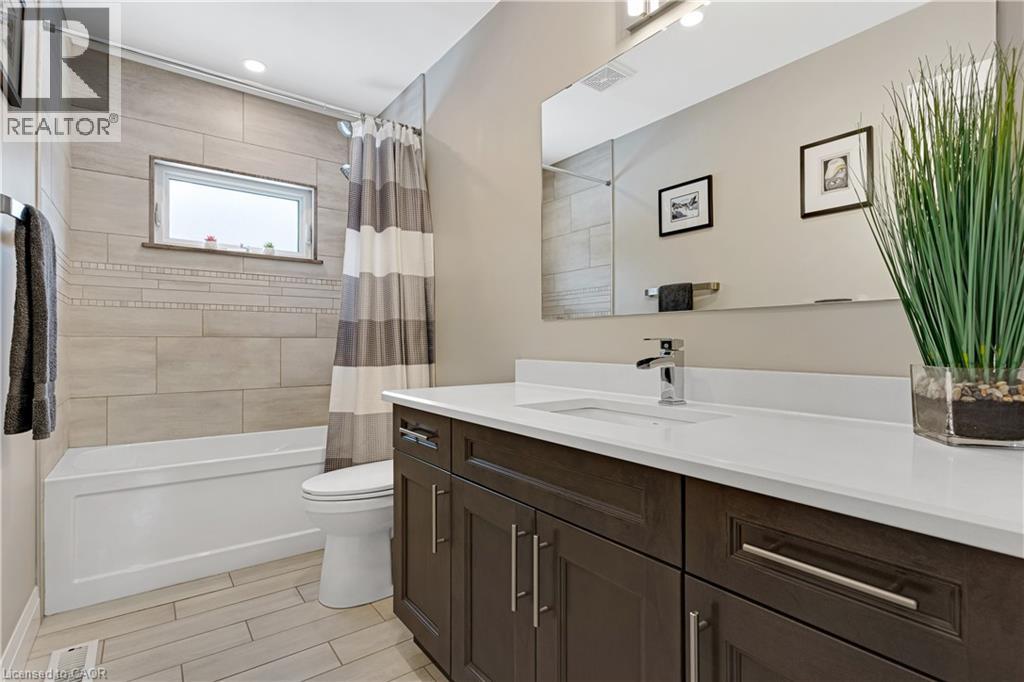 31 Dayman Court, Waterloo, Ontario  N2M 3A1 - Photo 20 - 40811184