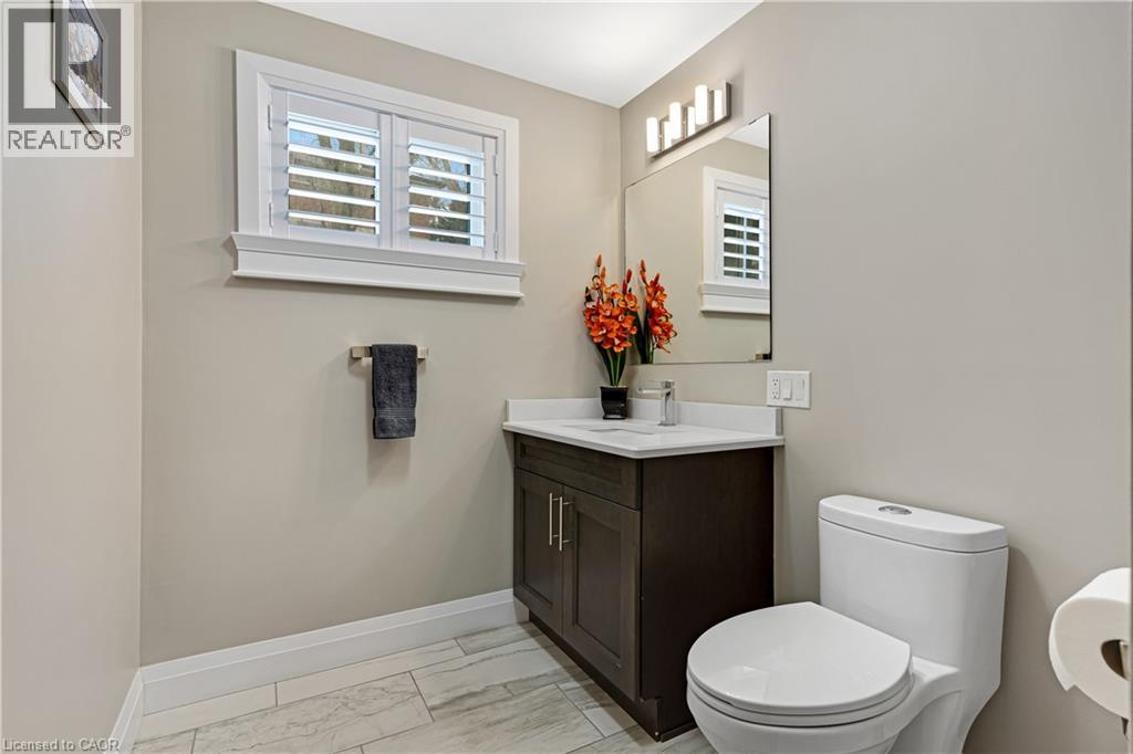 31 Dayman Court, Waterloo, Ontario  N2M 3A1 - Photo 32 - 40811184