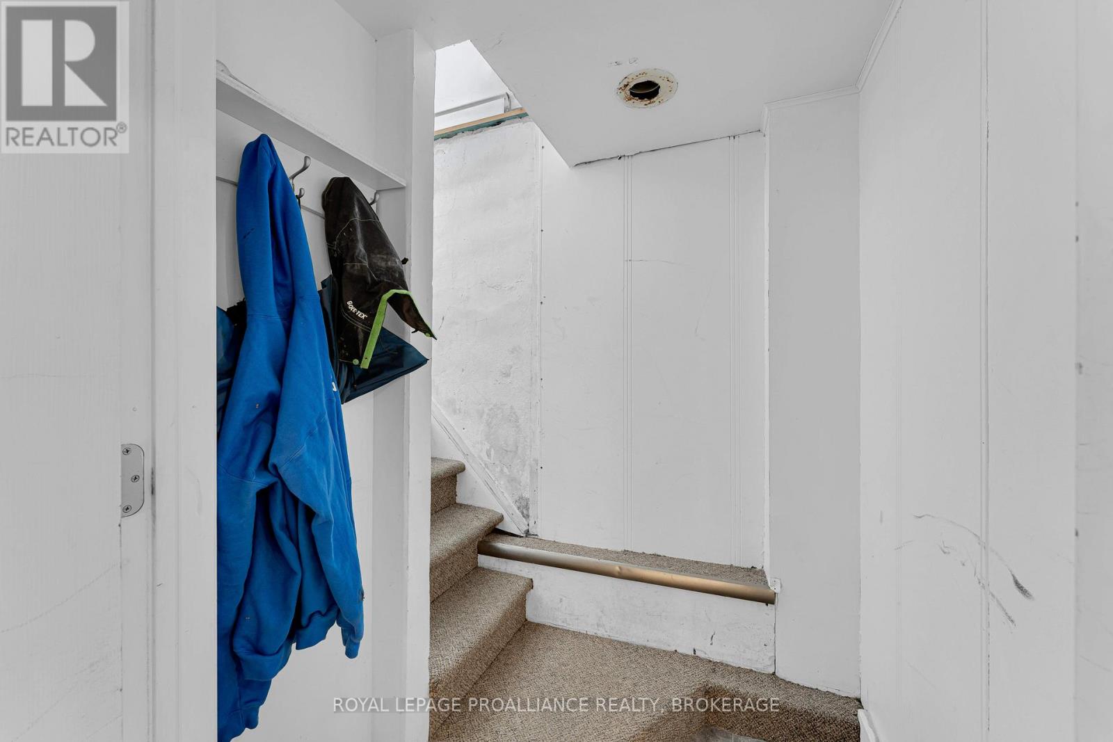 31 Beverley Street, Kingston, Ontario  K7L 3Y5 - Photo 13 - X12867506