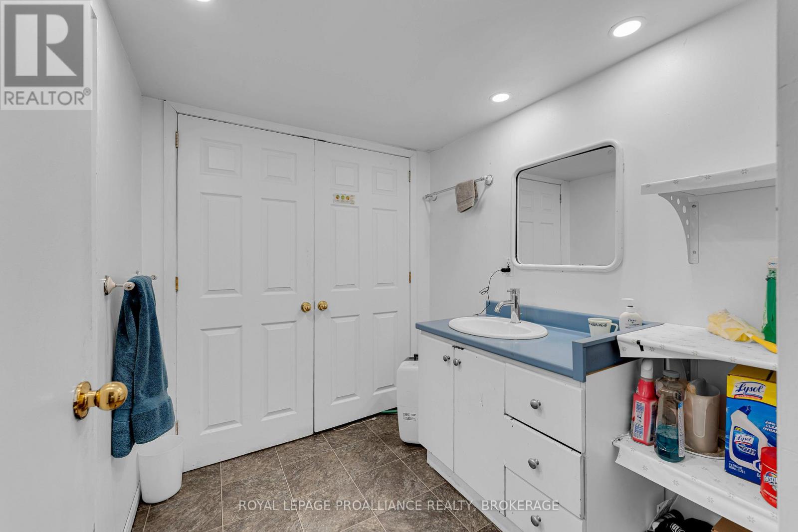 31 Beverley Street, Kingston, Ontario  K7L 3Y5 - Photo 17 - X12867506