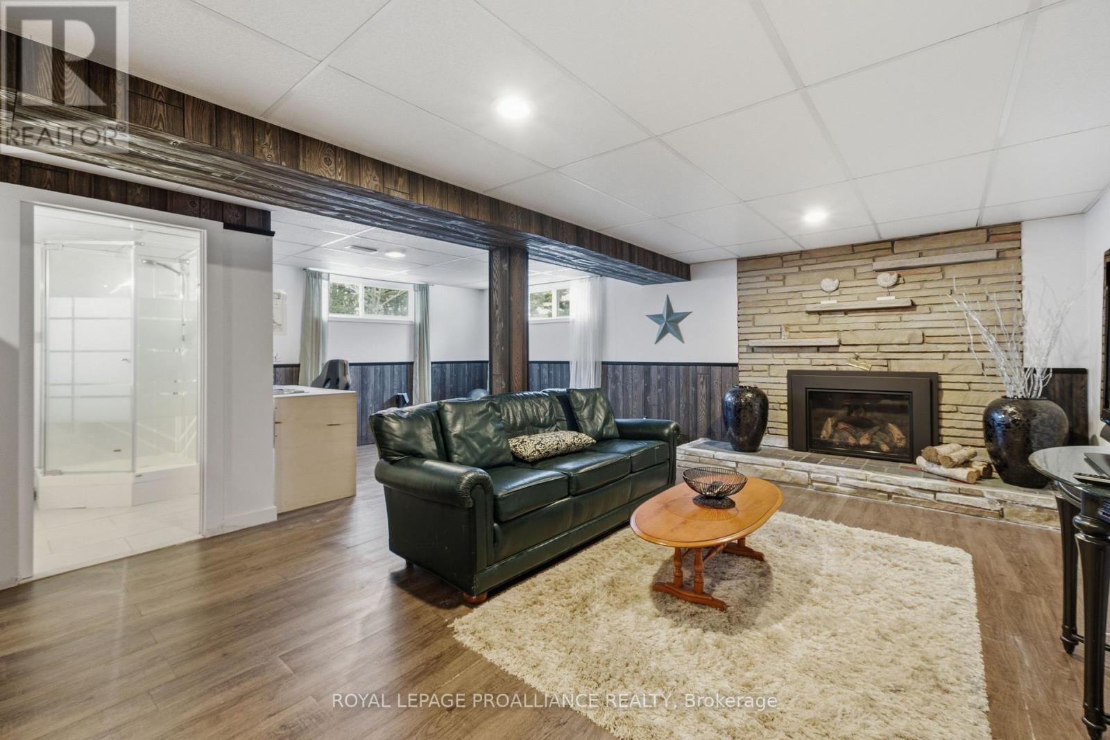 138 Burns Avenue, Quinte West (Sidney Ward), Ontario  K8R 1G3 - Photo 35 - X12867642