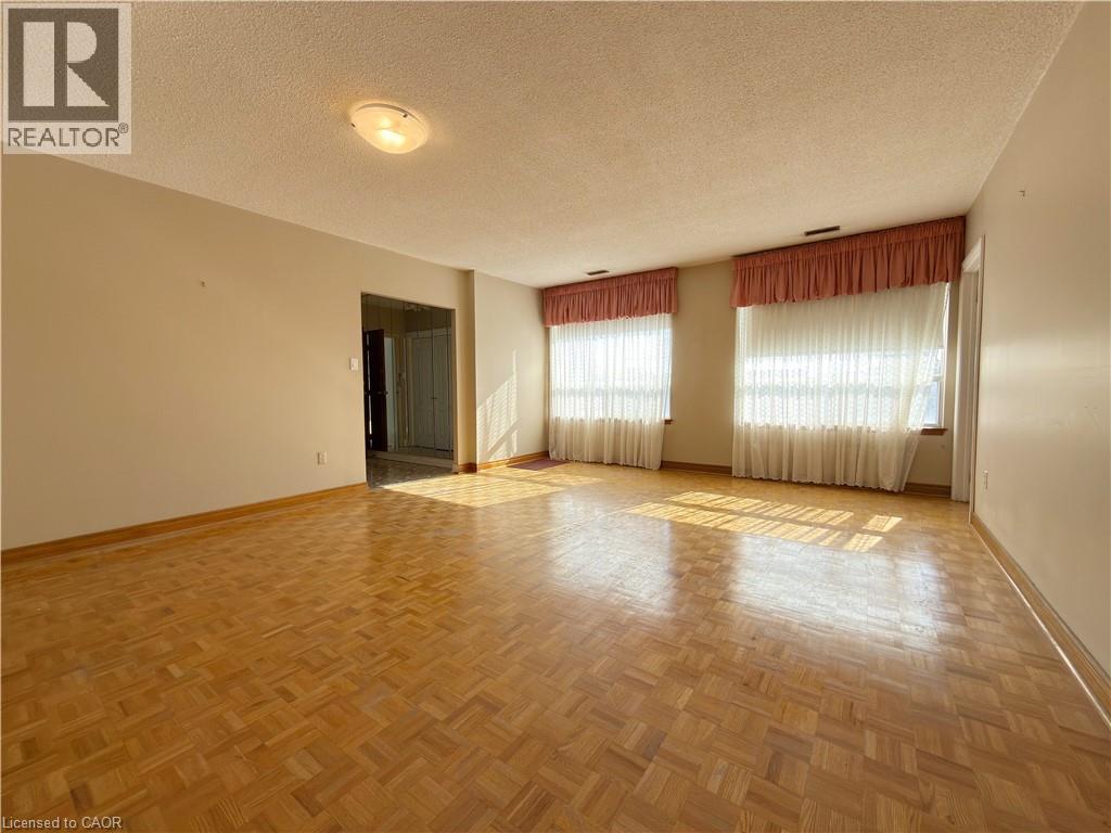 438 Kerr Street Unit# 1, Oakville, Ontario  L6K 3C4 - Photo 4 - 40810950