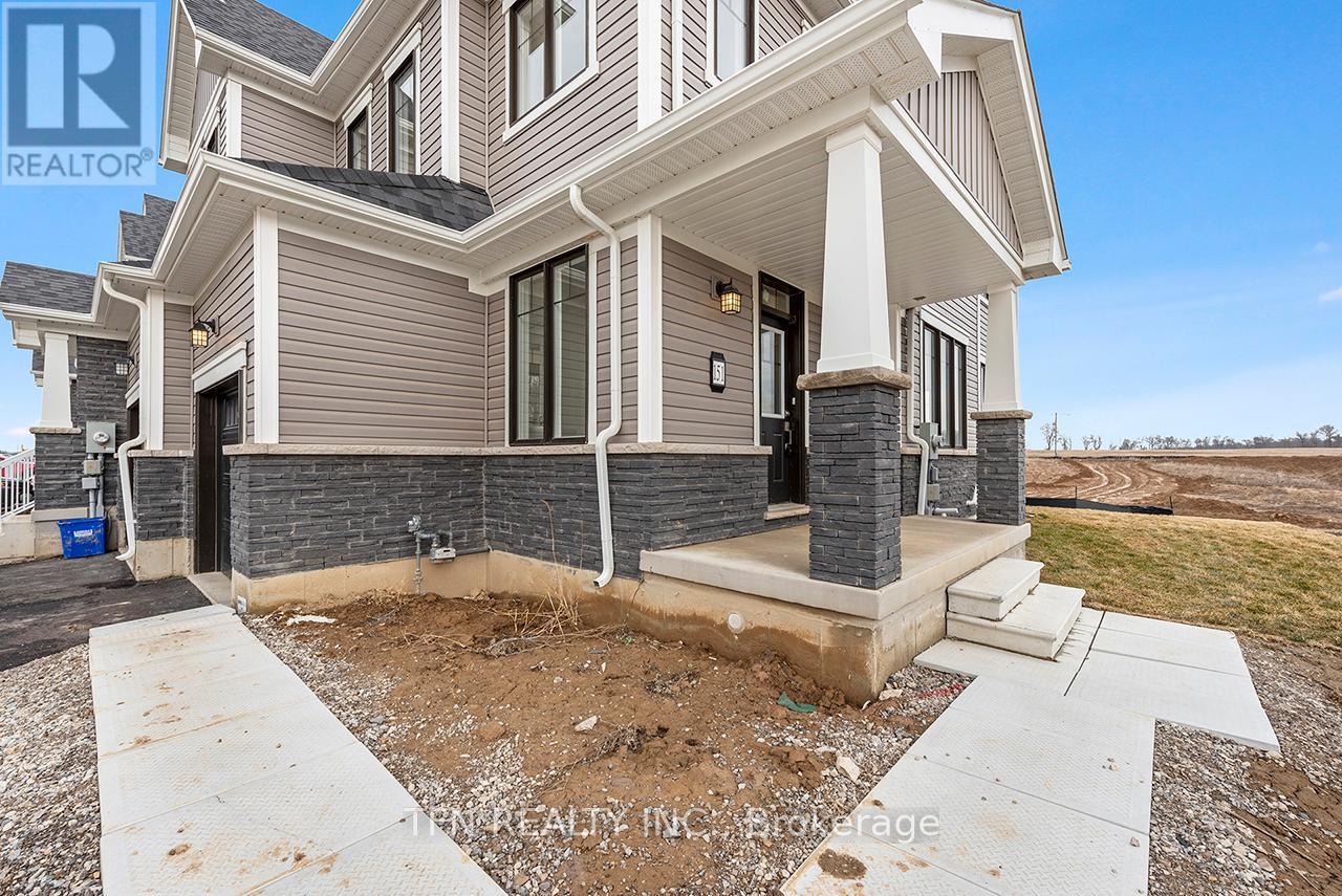 151 Mercato Avenue, Haldimand, Ontario  N3W 0K6 - Photo 2 - X12819774