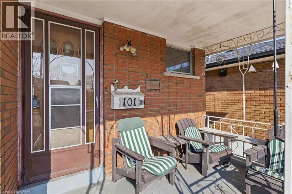 101 N Reid Avenue N, Hamilton, Ontario  L8H 6E2 - Photo 3 - 40810019