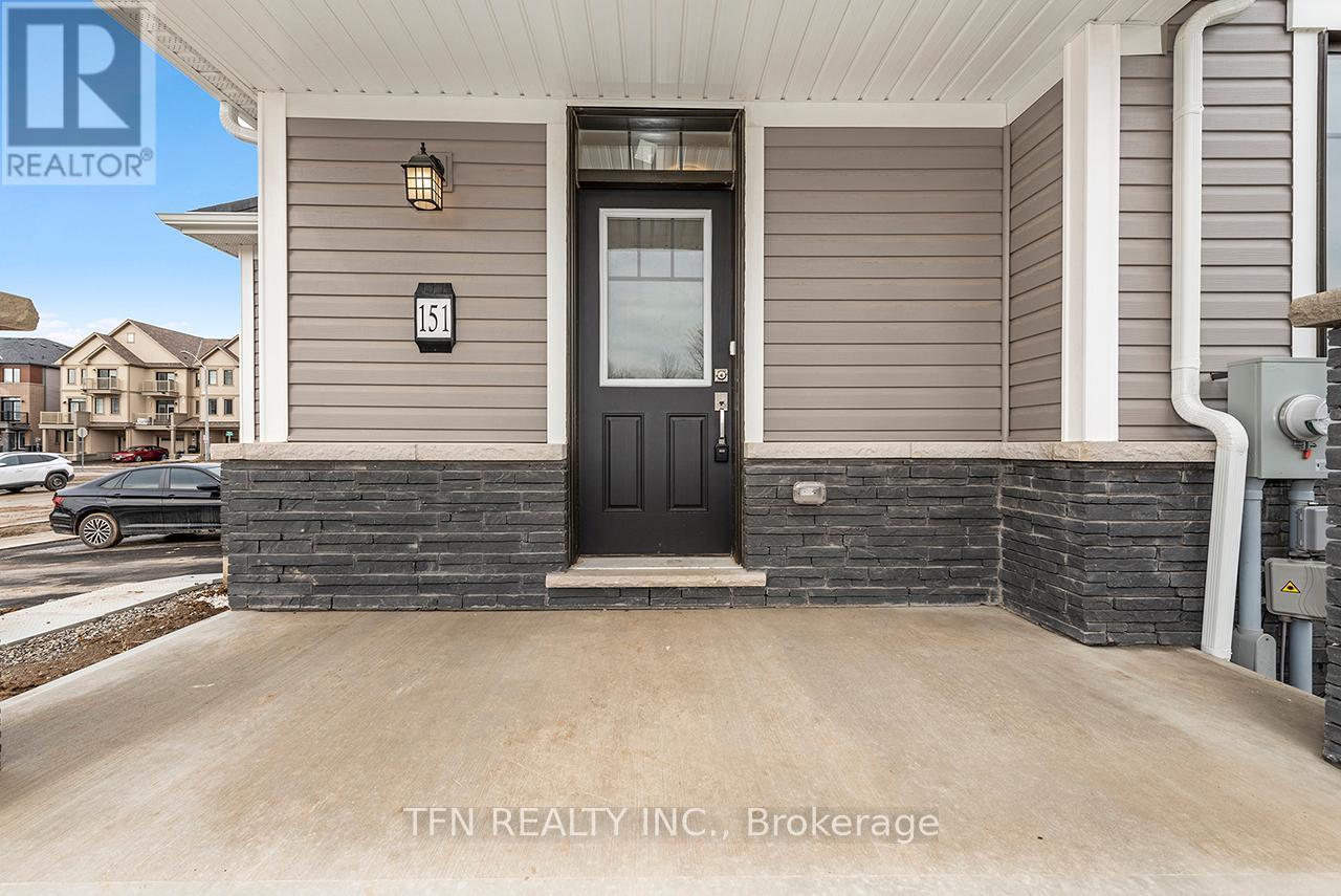 151 Mercato Avenue, Haldimand, Ontario  N3W 0K6 - Photo 3 - X12819774