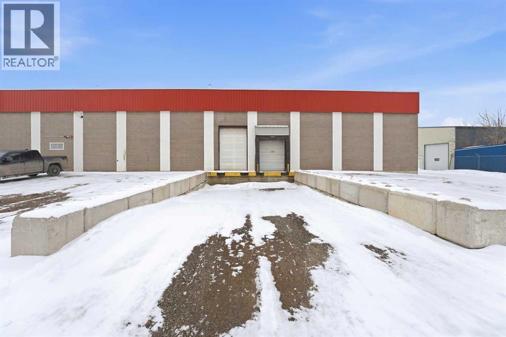 8, 4622 61 Street, Red Deer, Alberta  T4N 1C2 - Photo 2 - A2292035