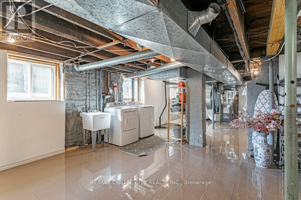 52 Princess Avenue, St. Thomas, Ontario  N5R 2V7 - Photo 27 - X12867632