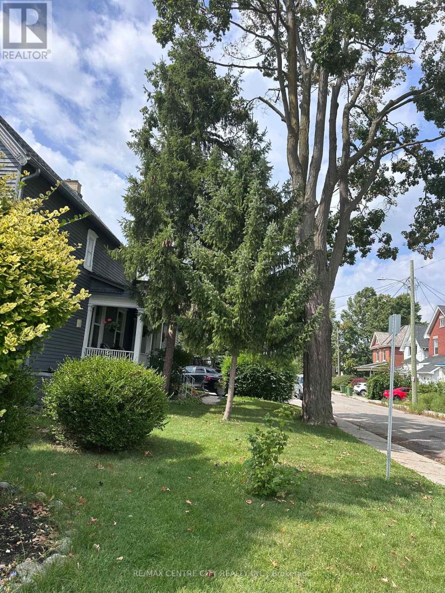 52 Princess Avenue, St. Thomas, Ontario  N5R 2V7 - Photo 31 - X12867632