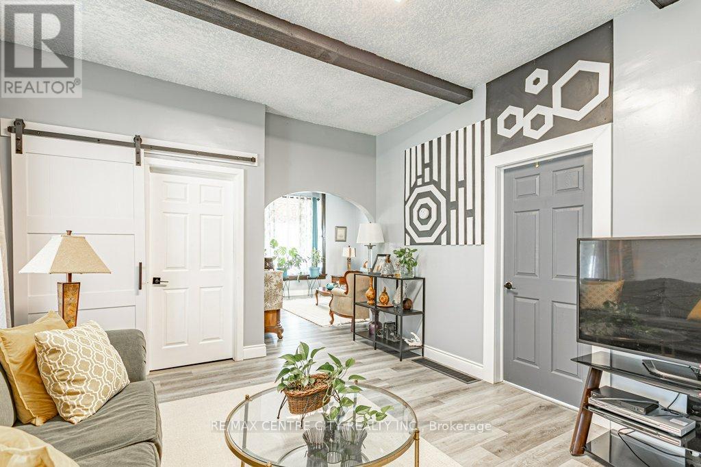 52 Princess Avenue, St. Thomas, Ontario  N5R 2V7 - Photo 9 - X12867632