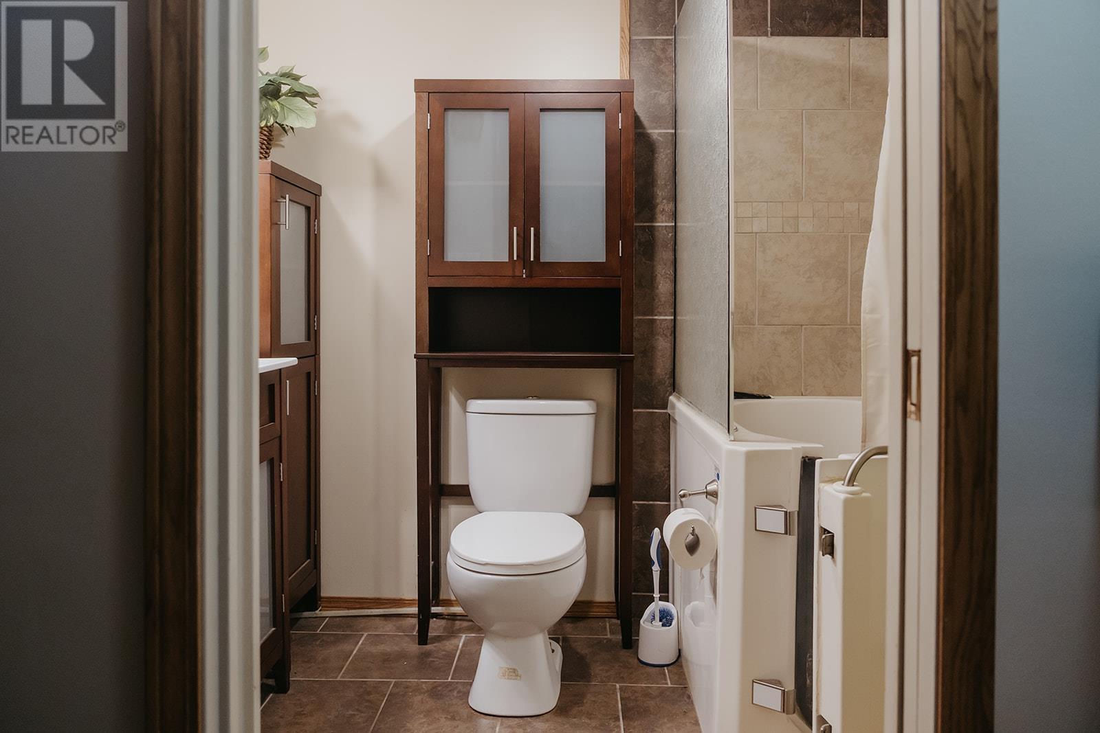 529 Fourth Ave S, Kenora, Ontario  P9N 1Z4 - Photo 19 - TB2600071