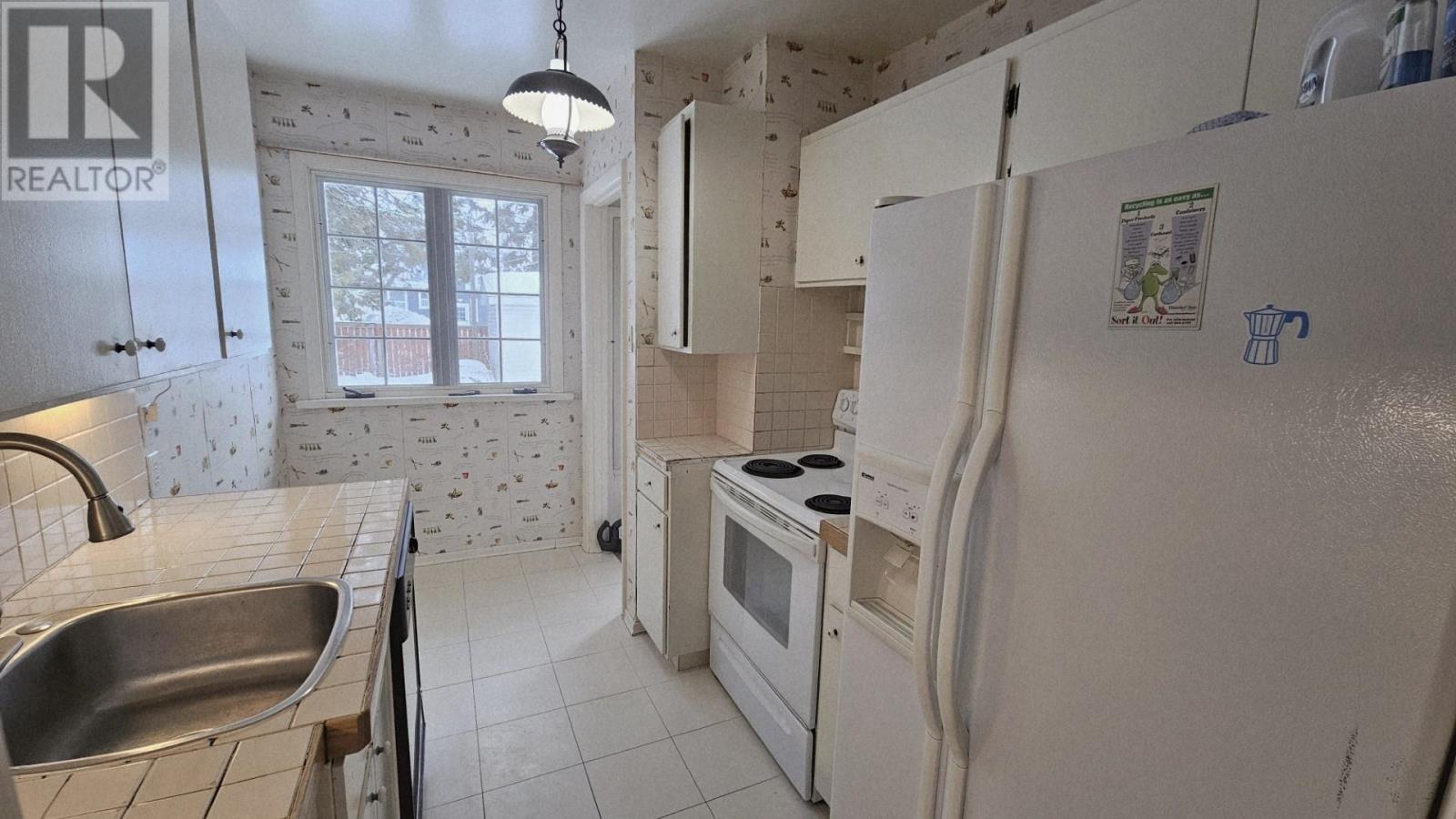 2239 Rankin St, Thunder Bay, Ontario  P7E 6A1 - Photo 8 - TB2600389