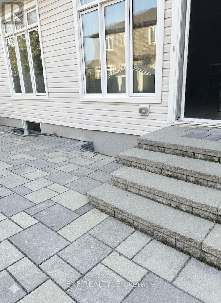 182 Helen Rapp Way, Ottawa, Ontario  K1T 0P6 - Photo 37 - X12867628