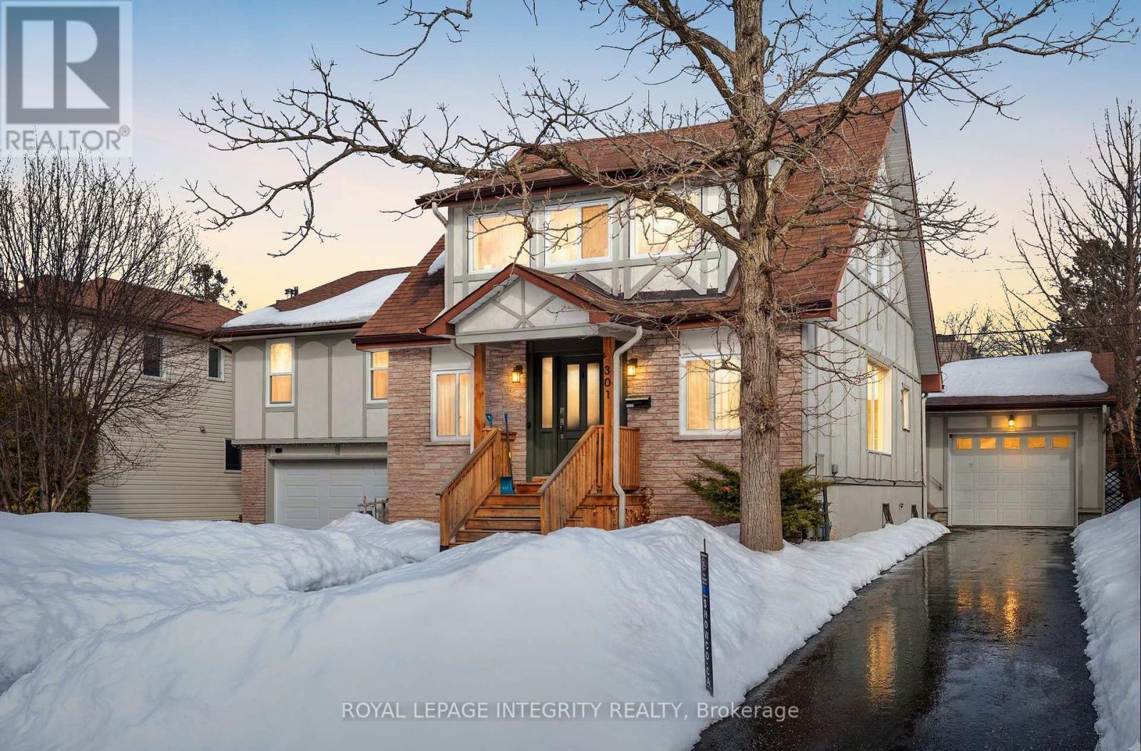 301 Zephyr Avenue, Ottawa, Ontario  K2B 5Z7 - Photo 2 - X12867740