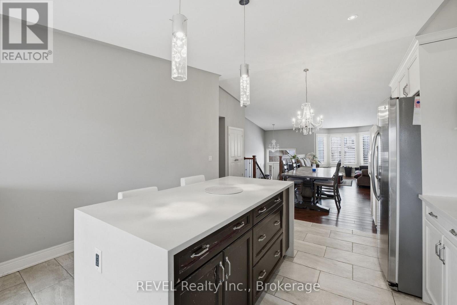 8846 Angie Drive, Niagara Falls, Ontario  L2H 0H9 - Photo 10 - X12867606