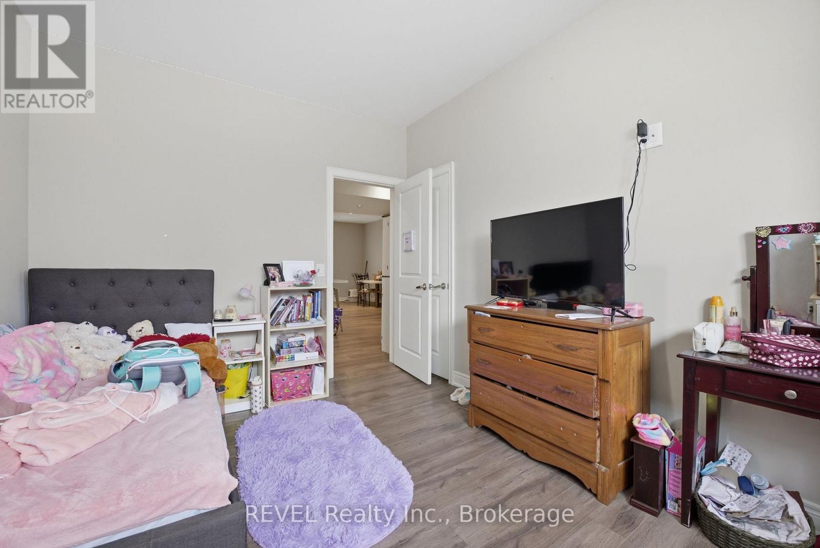 8846 Angie Drive, Niagara Falls, Ontario  L2H 0H9 - Photo 34 - X12867606