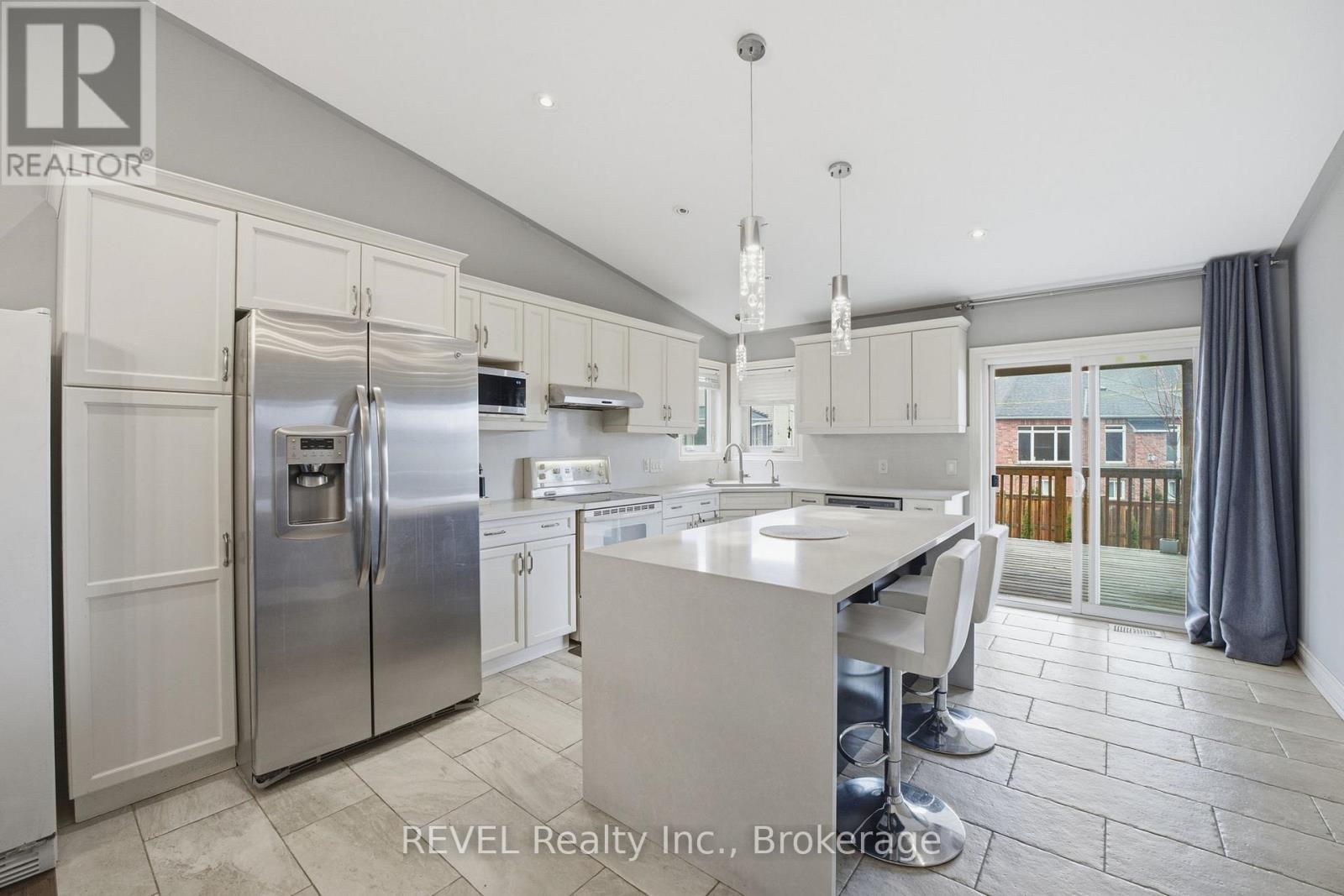 8846 Angie Drive, Niagara Falls, Ontario  L2H 0H9 - Photo 7 - X12867606