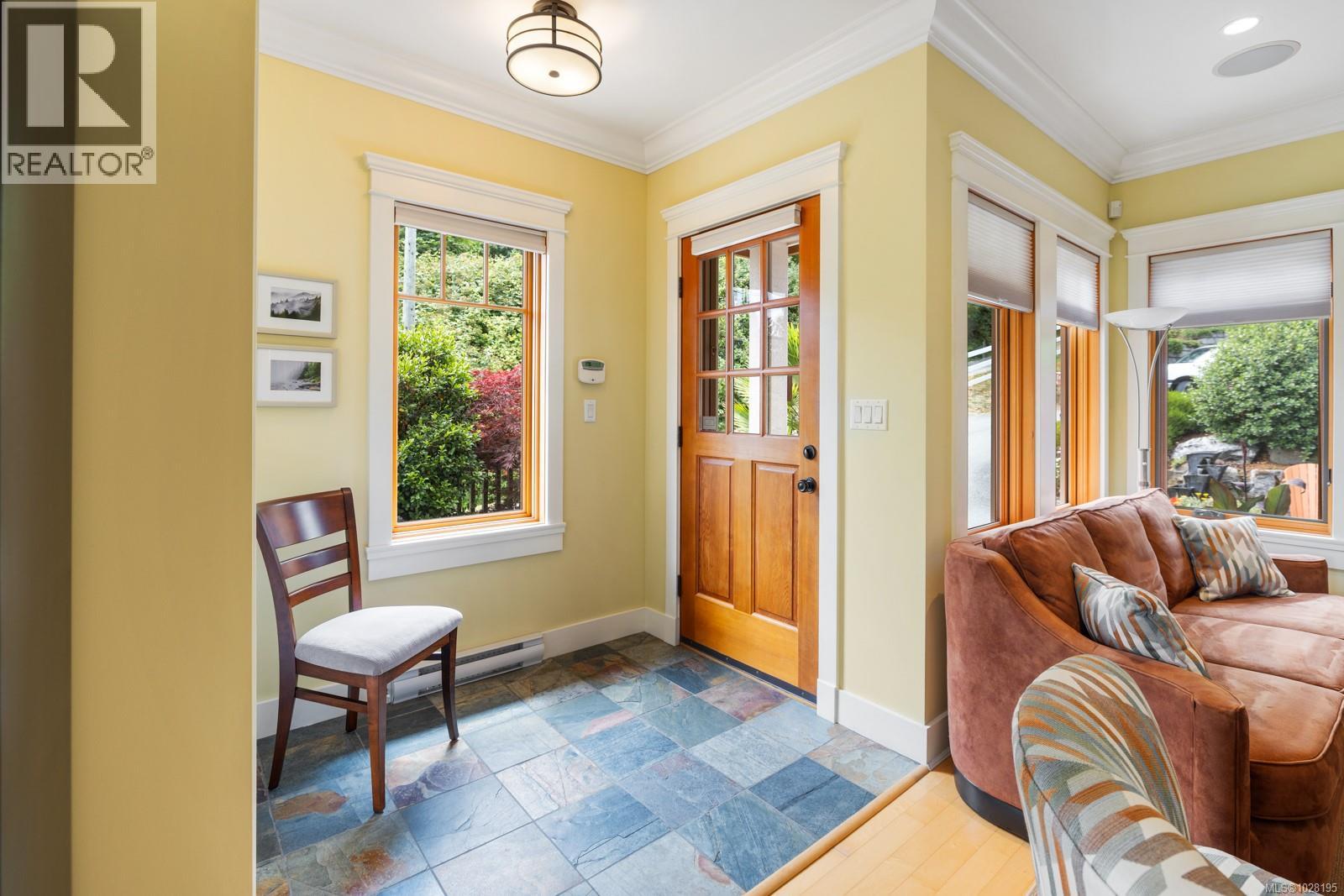 262a Fulford-Ganges Rd, Salt Spring, British Columbia  V8K 2L4 - Photo 5 - 1028195