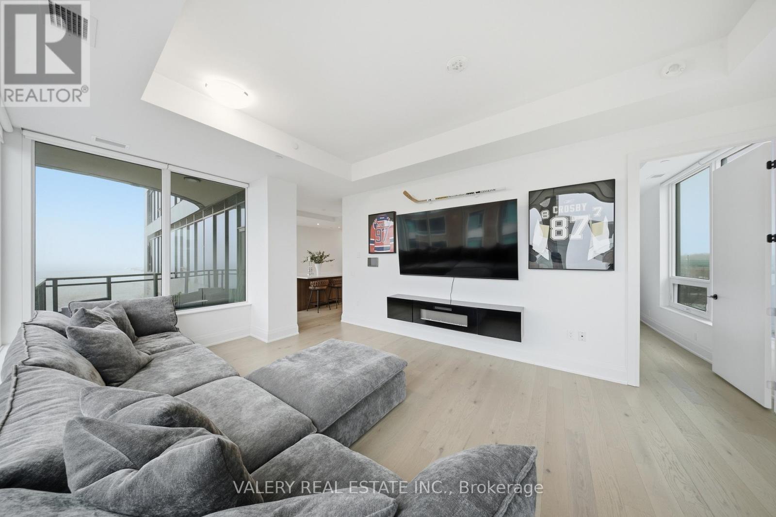 504 - 55 Port Street E, Mississauga (Port Credit), Ontario  L5G 4P3 - Photo 22 - W12433247