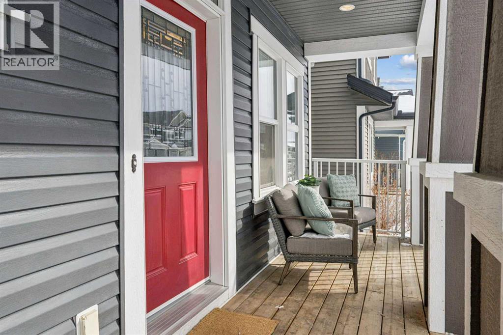 339 Fireside Place, Cochrane, Alberta  T4C 0R5 - Photo 3 - A2291891