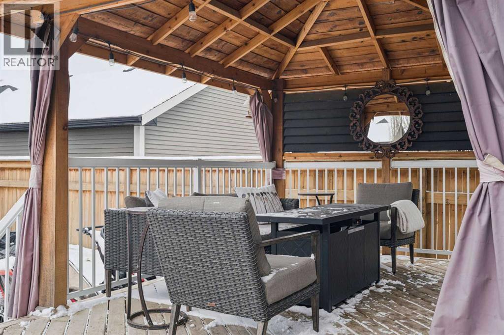 339 Fireside Place, Cochrane, Alberta  T4C 0R5 - Photo 33 - A2291891