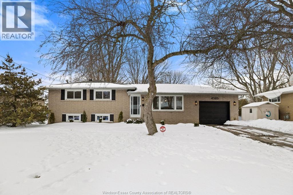 4385 HURON CHURCH LINE ROAD, lasalle, Ontario