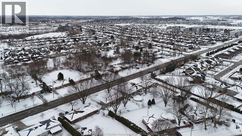 4385 Huron Church Line Road, Lasalle, Ontario  N8H 1H3 - Photo 41 - 26005033