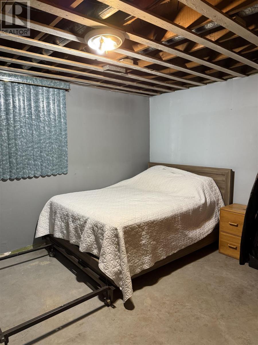 215 Des Sapins, Dubreuilville, Ontario  P0S 1B0 - Photo 24 - SM253086