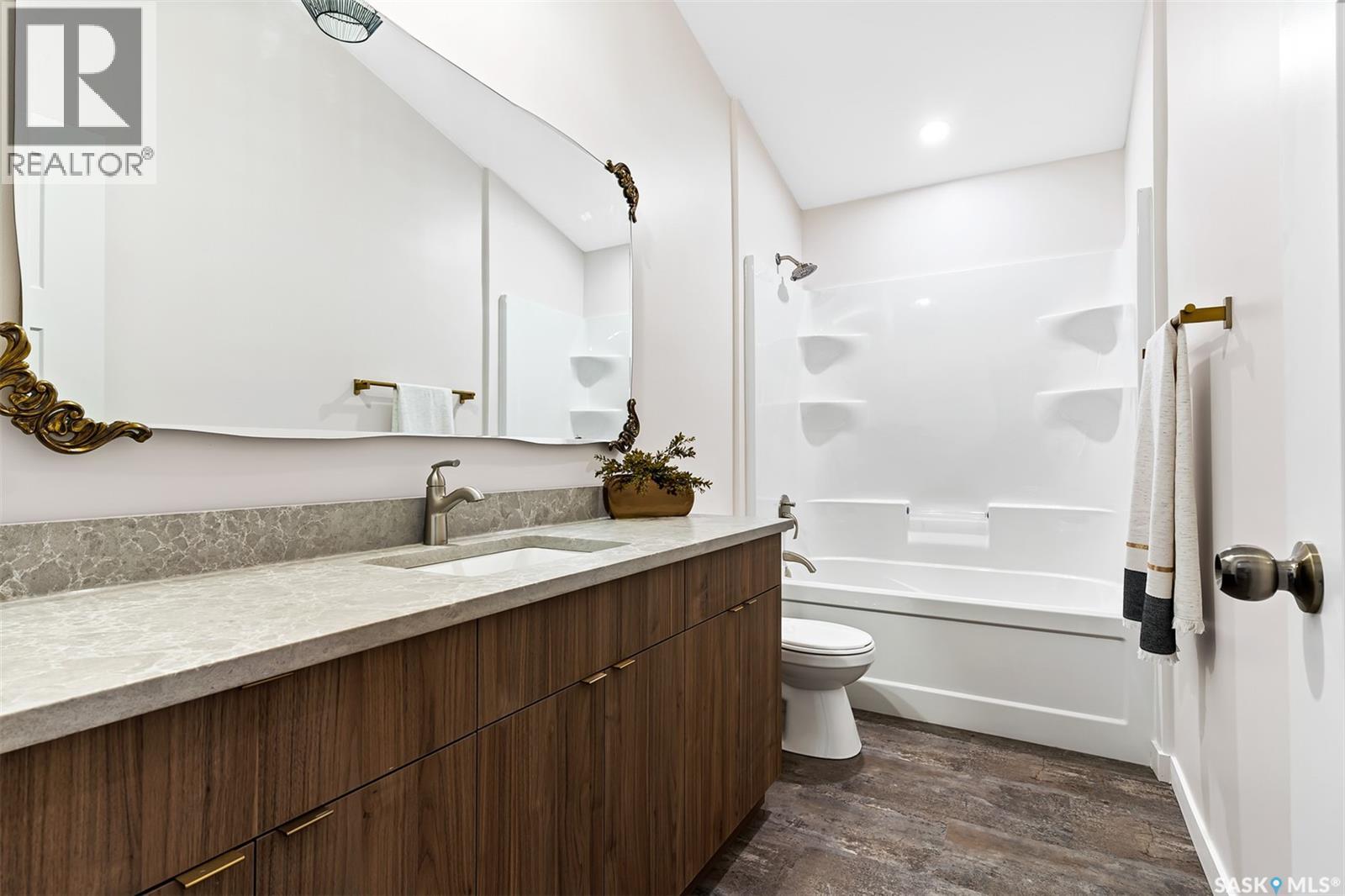 9 70 8th Avenue, Lumsden, Saskatchewan  S0G 3C0 - Photo 21 - SK030041