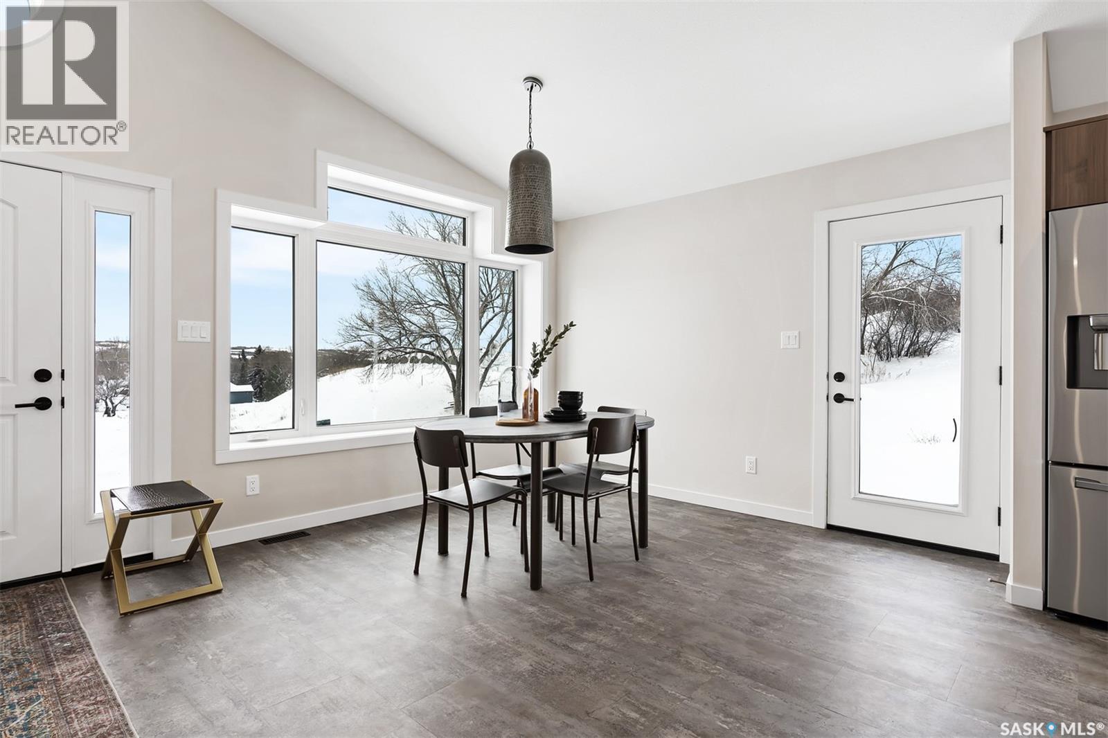 9 70 8th Avenue, Lumsden, Saskatchewan  S0G 3C0 - Photo 8 - SK030041