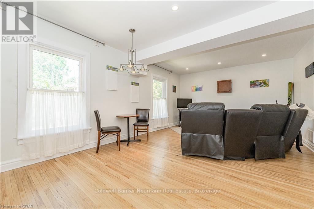 C - 42 Waterloo Avenue, Guelph, Ontario  N1H 3H5 - Photo 7 - X12867522