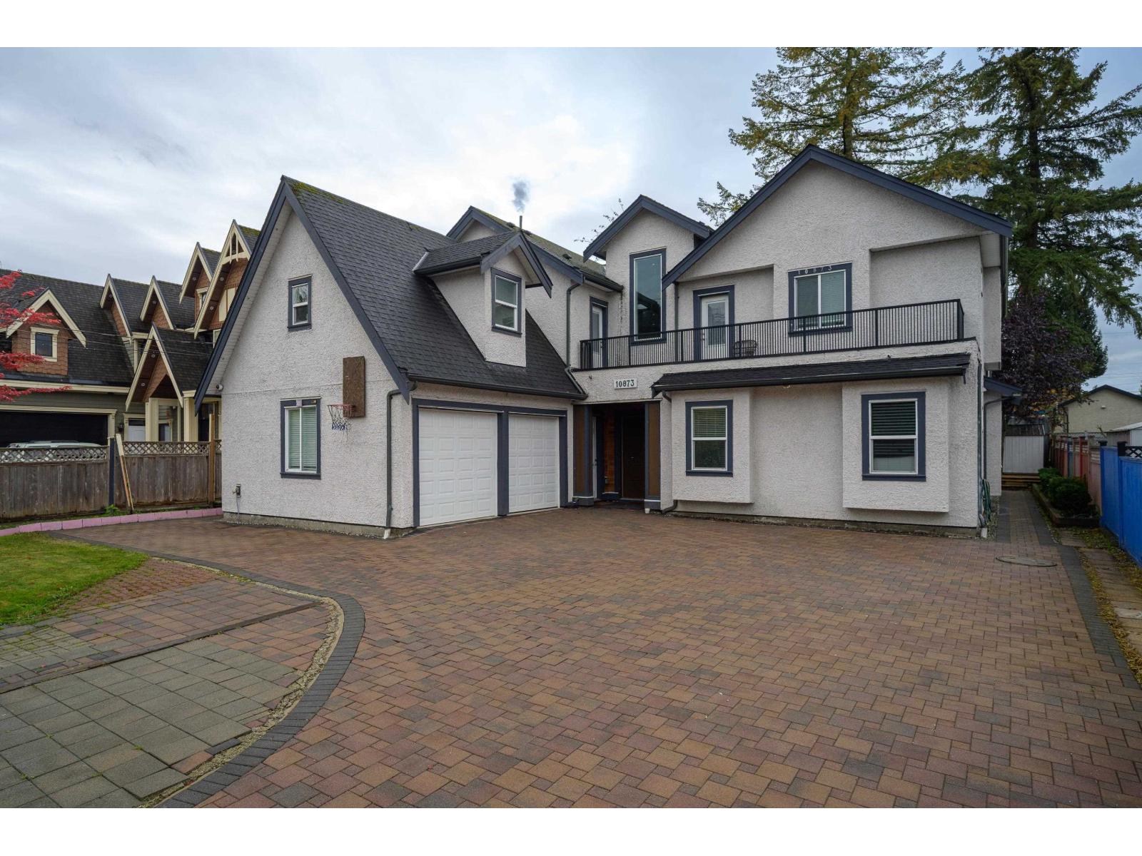 10873 132 Street, Surrey, British Columbia  V3T 3W6 - Photo 2 - R3098209