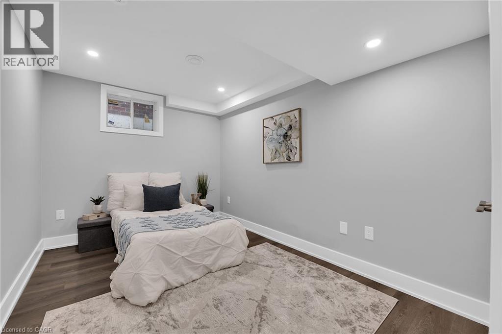 8 Chartwell Circle, Hamilton, Ontario  L9A 0B6 - Photo 41 - 40807129