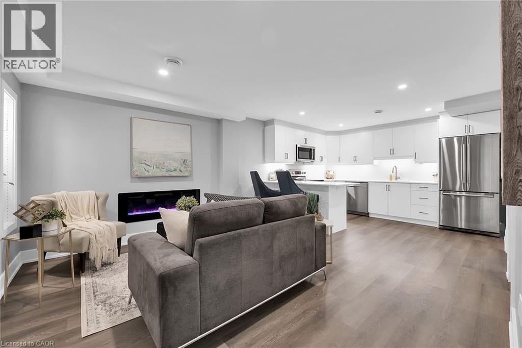 8 Chartwell Circle, Hamilton, Ontario  L9A 0B6 - Photo 36 - 40807129