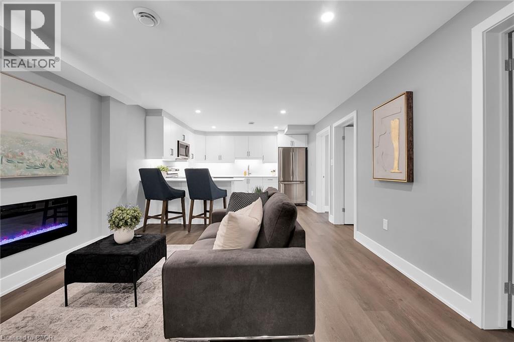 8 Chartwell Circle, Hamilton, Ontario  L9A 0B6 - Photo 35 - 40807129