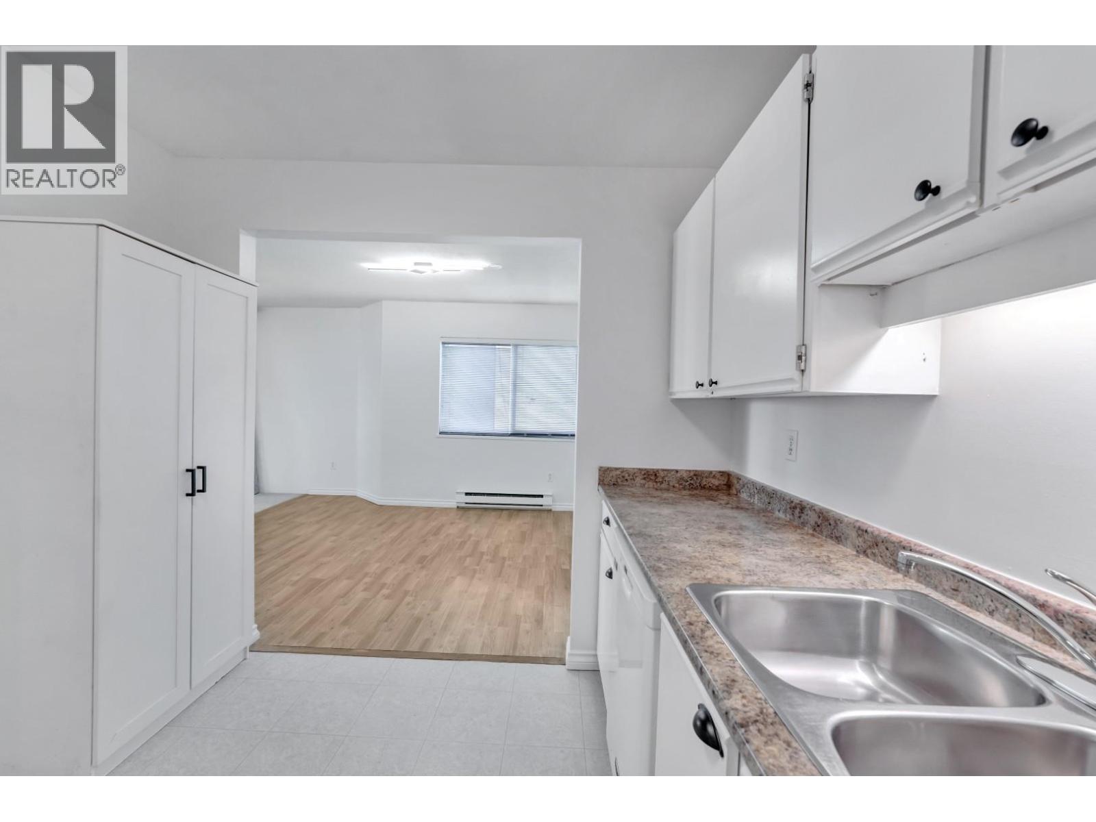 103 22241 Selkirk Avenue, Maple Ridge, British Columbia  V2X 2X4 - Photo 9 - R3083414