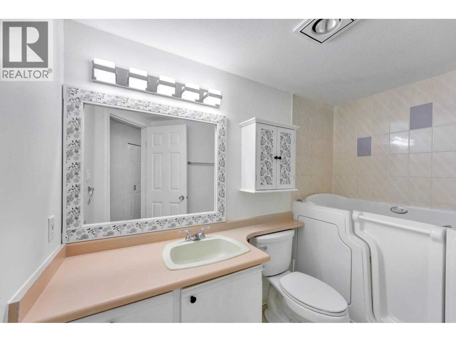 103 22241 Selkirk Avenue, Maple Ridge, British Columbia  V2X 2X4 - Photo 20 - R3083414