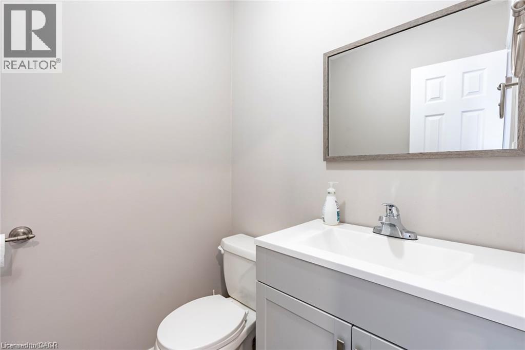 72 Ingleside Drive Unit# Upper, Kitchener, Ontario  N2M 2G8 - Photo 7 - 40810741