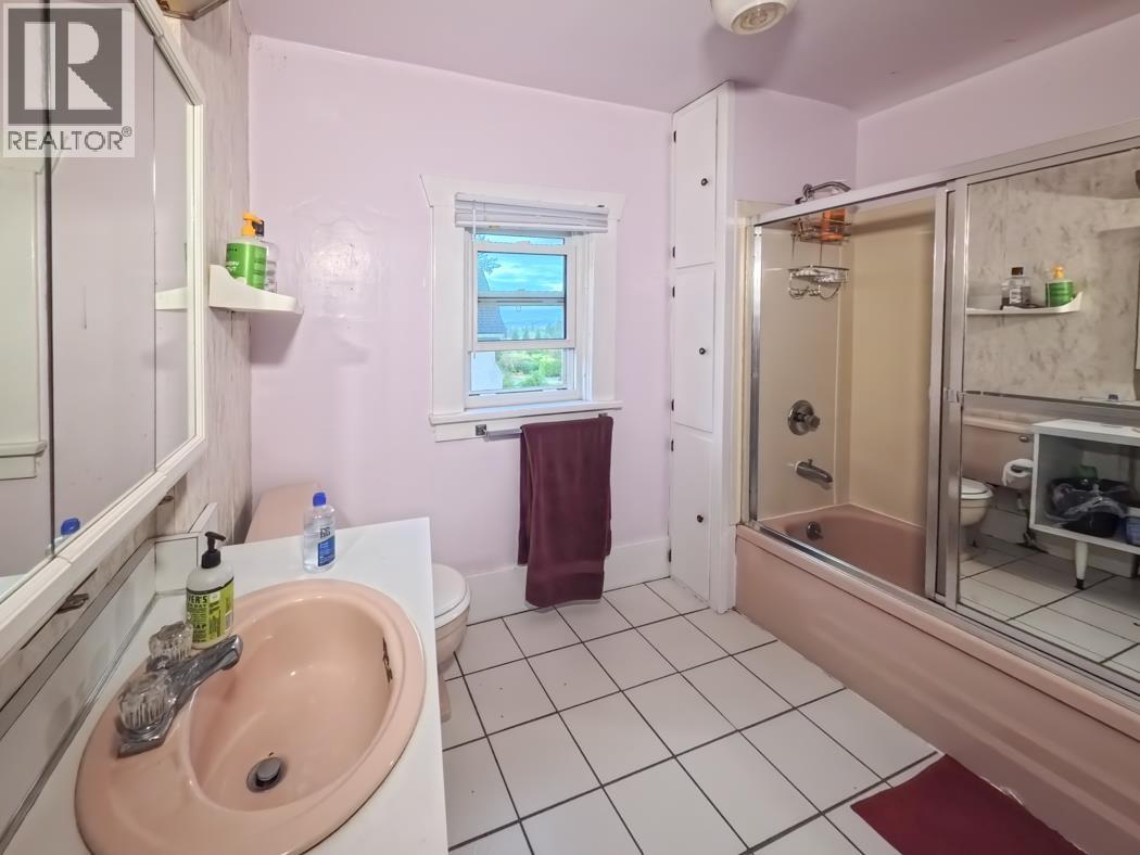 5570 Balaclava Street, Vancouver, British Columbia  V6N 1L1 - Photo 11 - R3081843