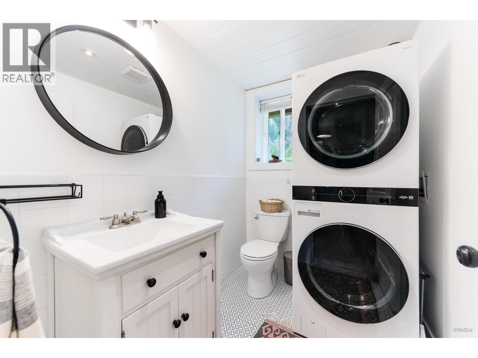 14848 Squamish Valley Road, Squamish, British Columbia  V0N 1H0 - Photo 23 - R3095939