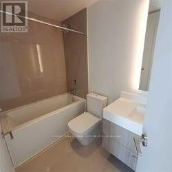 4905 - 1 Yorkville Avenue, Toronto, Ontario  M4W 1L1 - Photo 5 - C12867574