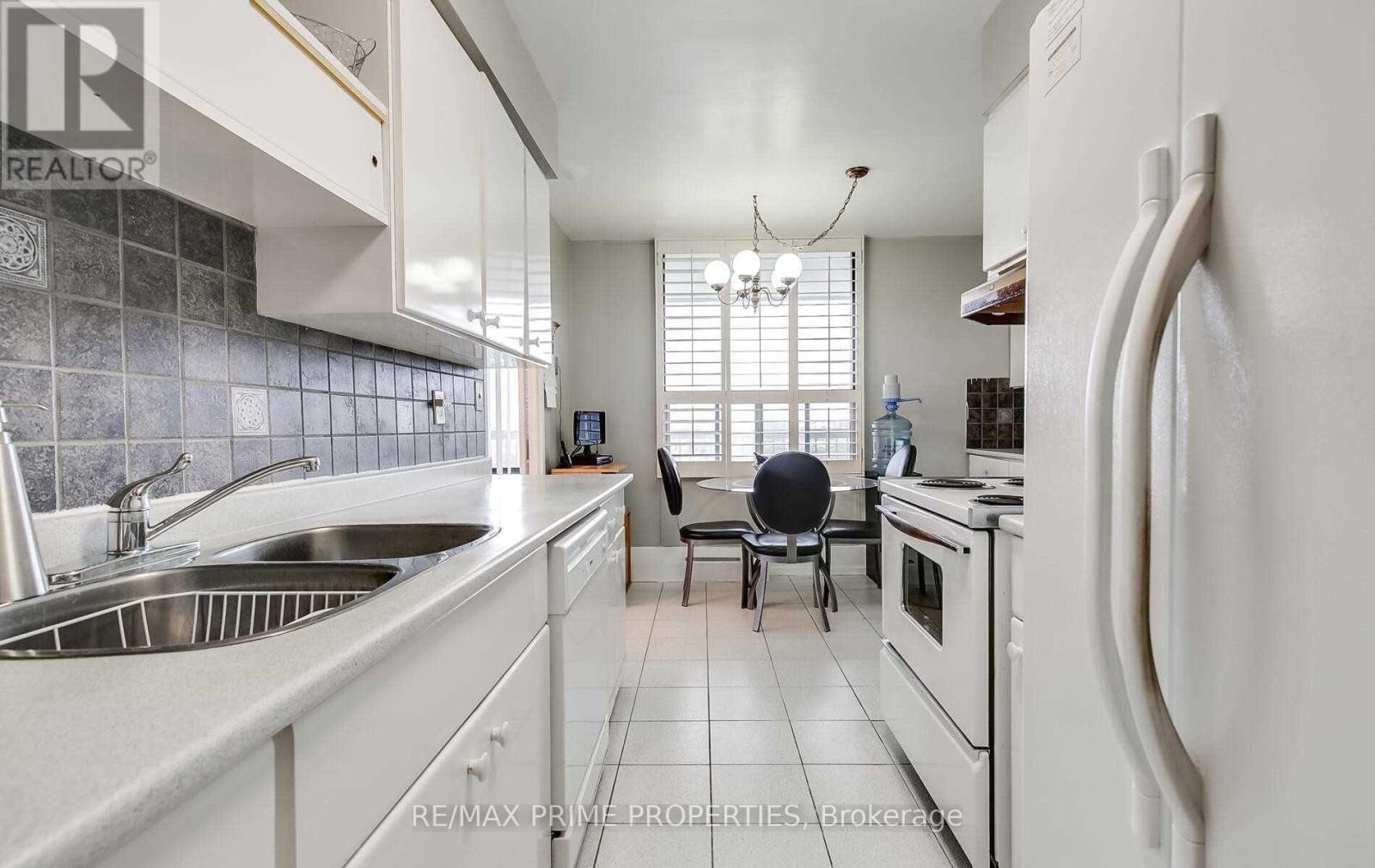 907 - 115 Antibes Drive, Toronto, Ontario  M2R 2Y9 - Photo 13 - C12867596